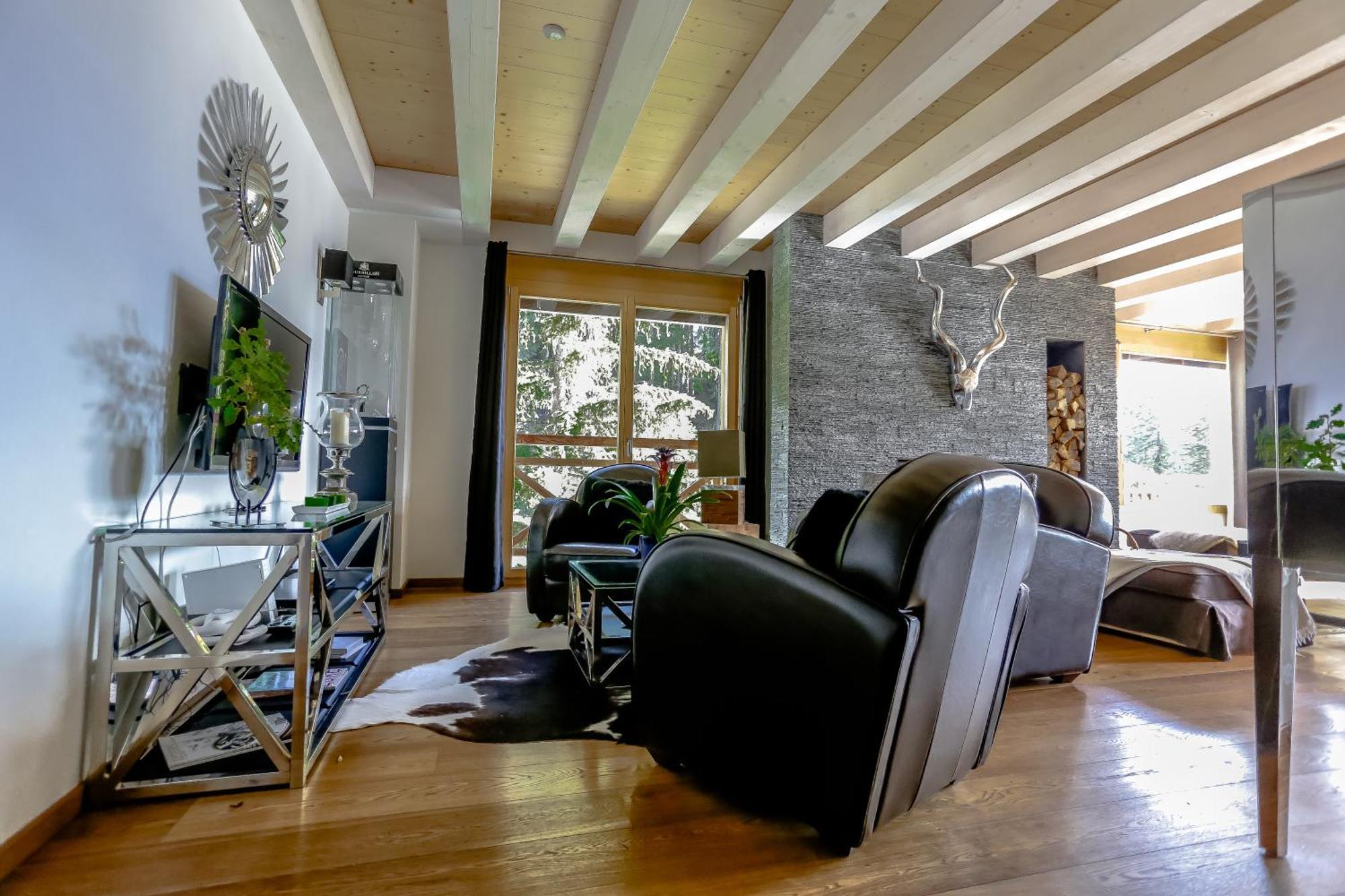 Crans Luxury Lodges Стая снимка